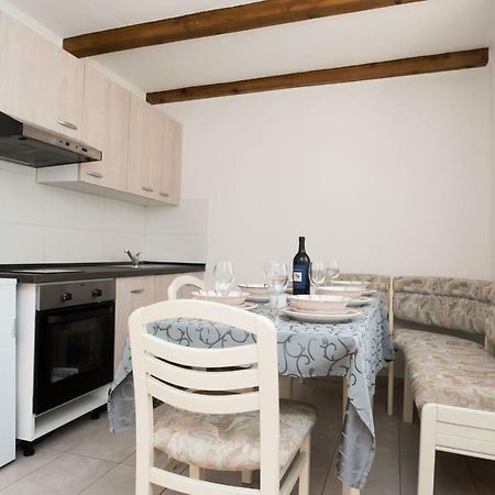 Apartment Antonio Vir Exterior foto